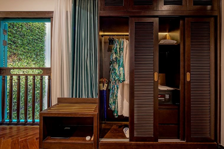 Classic with Garden view